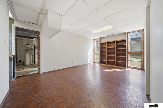 3825 S 39th Street, Lincoln, NE 68506