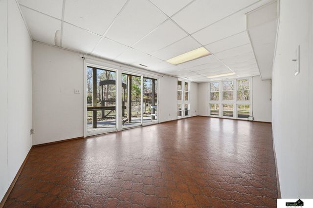 3825 S 39th Street, Lincoln, NE 68506