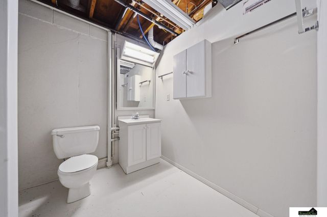 3825 S 39th Street, Lincoln, NE 68506