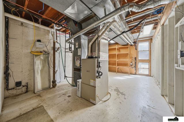 3825 S 39th Street, Lincoln, NE 68506