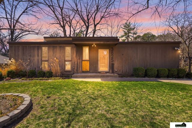 3825 S 39th Street, Lincoln, NE 68506