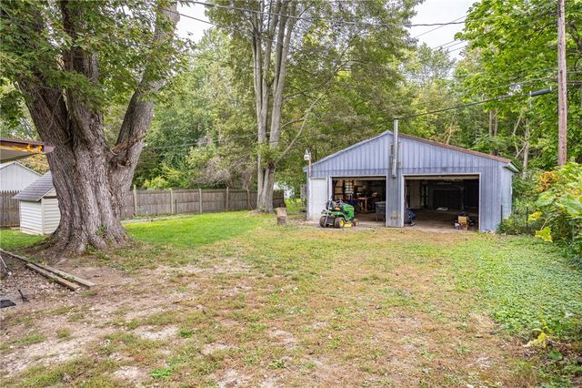 23 Seneca Street, Webster, NY 14580