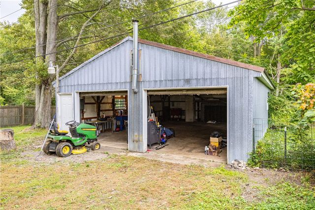 23 Seneca Street, Webster, NY 14580