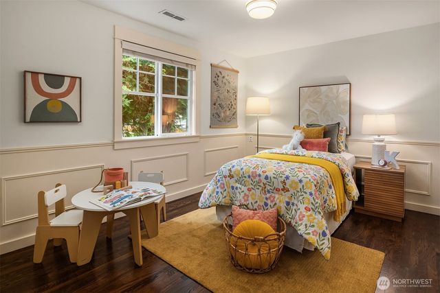 4712 90th Avenue SE, Mercer Island, WA 98040