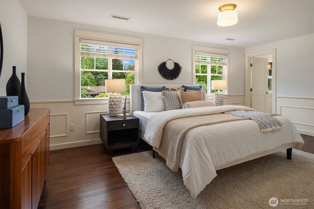 4712 90th Avenue SE, Mercer Island, WA 98040