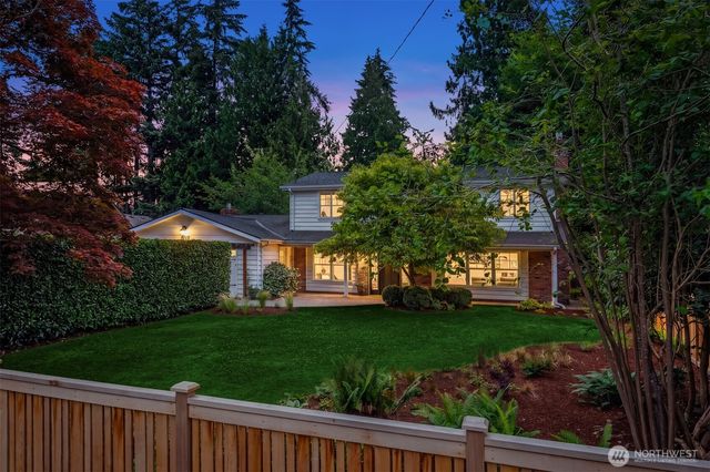 4712 90th Avenue SE, Mercer Island, WA 98040