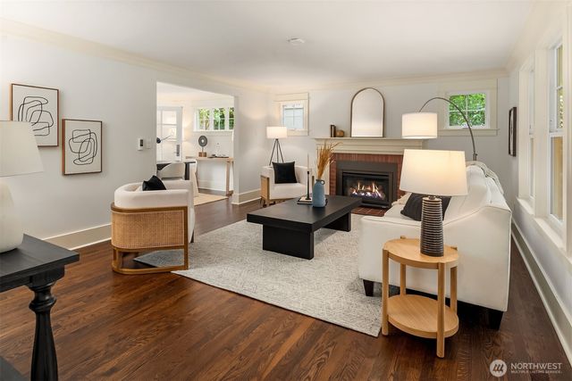 4712 90th Avenue SE, Mercer Island, WA 98040