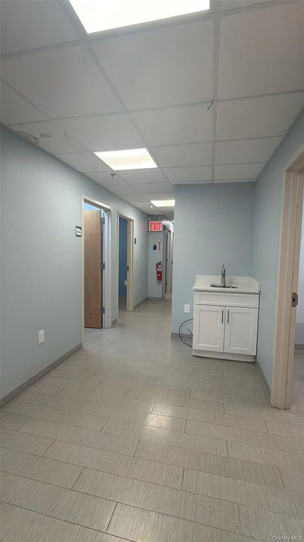 163-03 Horace Harding Expressway, Fresh Meadows, NY 11365 — photo 4