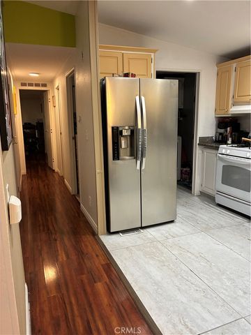 2 Palm, Anaheim, CA 92801