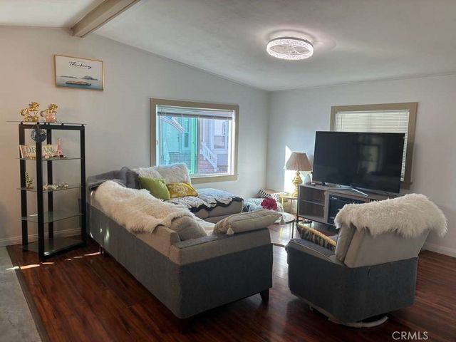 2 Palm, Anaheim, CA 92801
