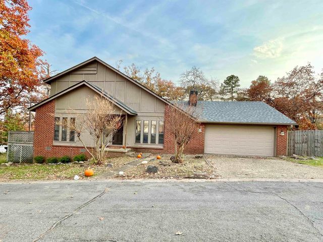 11 Idlewood Pl, Maumelle, AR 72113