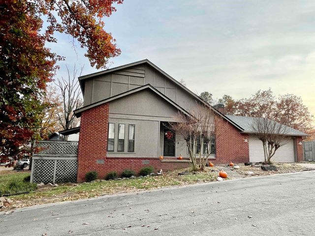 11 Idlewood Pl, Maumelle, AR 72113