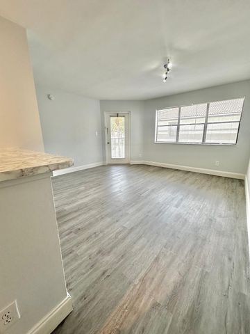 540 S Park Road, Hollywood, FL 33021