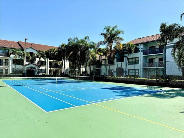 540 S Park Road, Hollywood, FL 33021