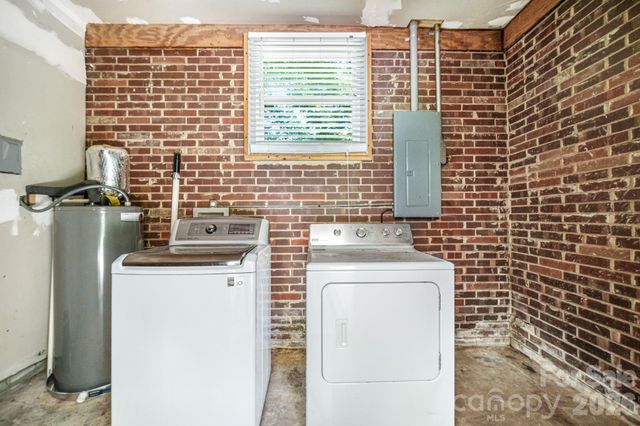 409 Anne Avenue, Waxhaw, NC 28173