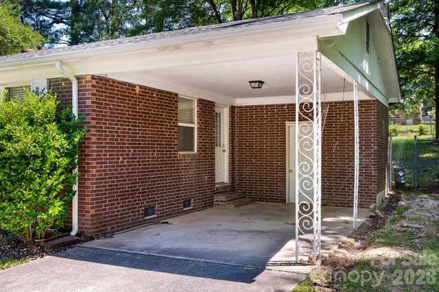 409 Anne Avenue, Waxhaw, NC 28173