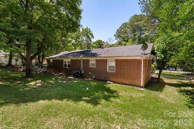 409 Anne Avenue, Waxhaw, NC 28173