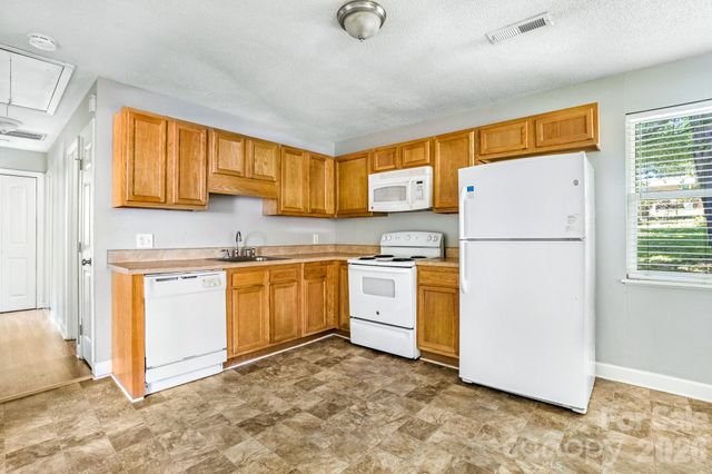 409 Anne Avenue, Waxhaw, NC 28173
