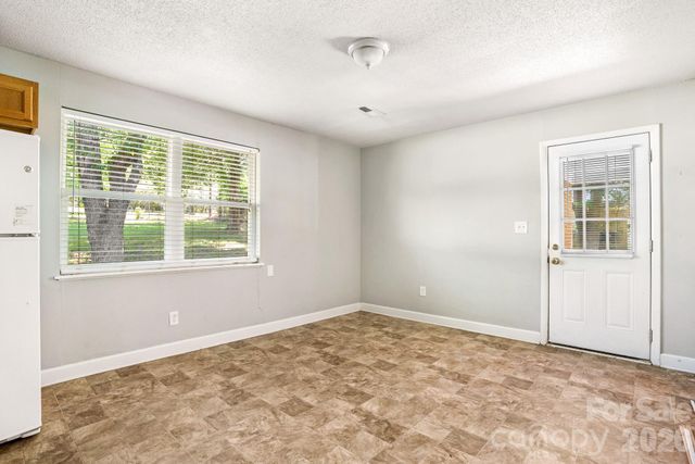 409 Anne Avenue, Waxhaw, NC 28173