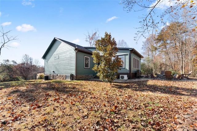 103 Sam Craven Road, Cleveland, GA 30528