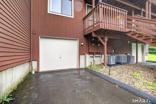 25 Florence Road 85, Branford, CT 06405