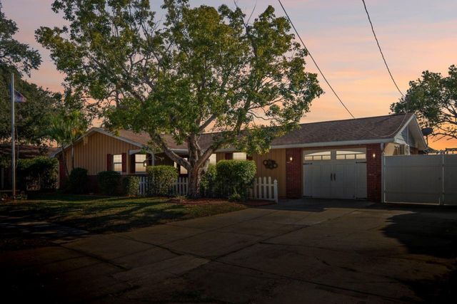 5820 MELALEUCA DRIVE, Holiday, FL 34690