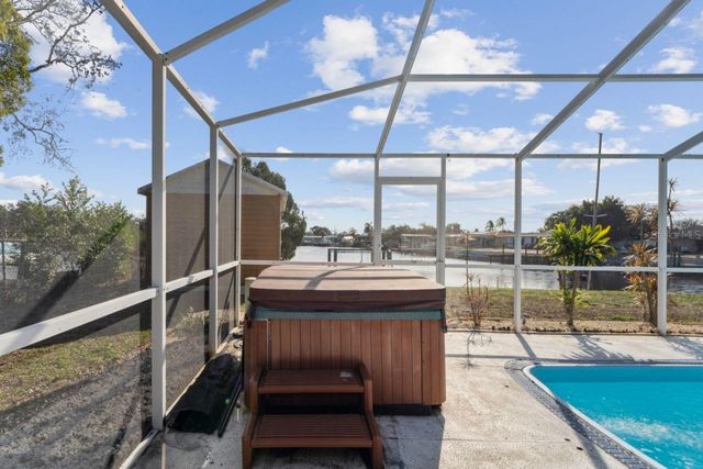 5820 MELALEUCA DRIVE, Holiday, FL 34690