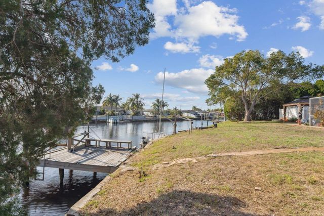 5820 MELALEUCA DRIVE, Holiday, FL 34690