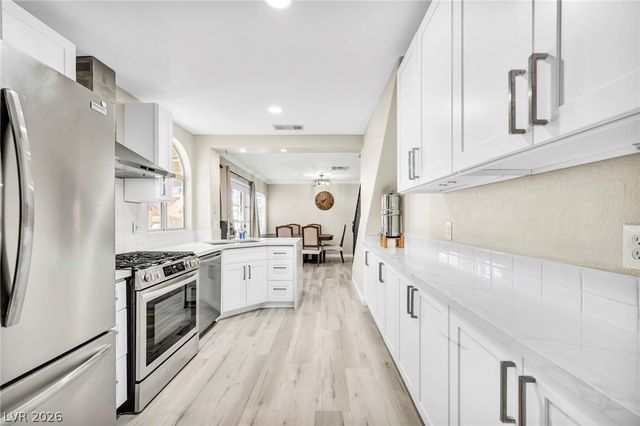 8914 Indian Eagle Drive, Las Vegas, NV 89129