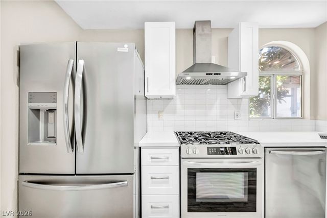 8914 Indian Eagle Drive, Las Vegas, NV 89129