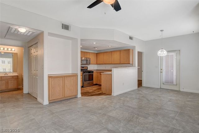 9580 West Reno Avenue 272, Las Vegas, NV 89148