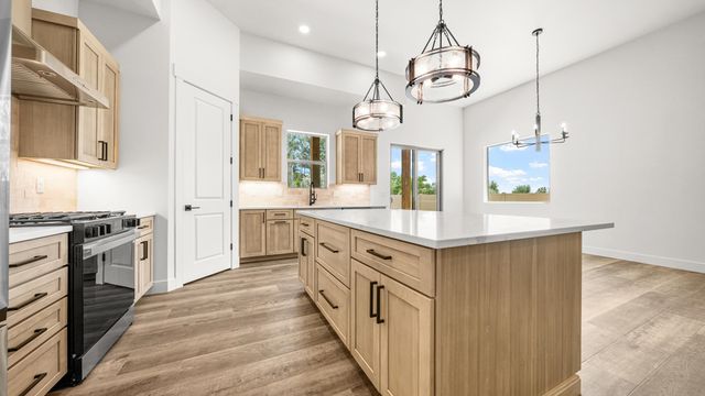 780 Captains Way, Grand Junction, CO 81505