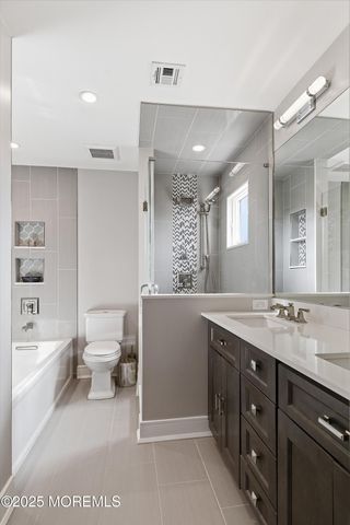 1020 Gregory Terrace, Toms River, NJ 08753