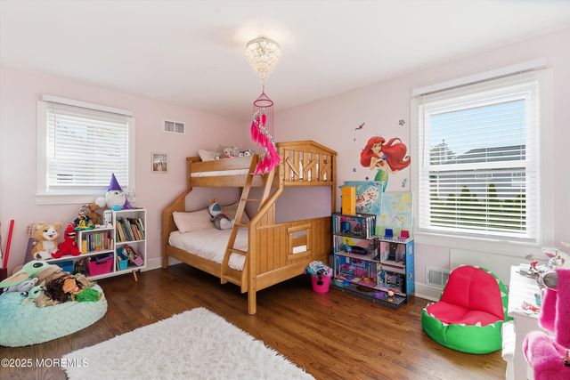 1020 Gregory Terrace, Toms River, NJ 08753