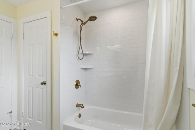 1020 Gregory Terrace, Toms River, NJ 08753