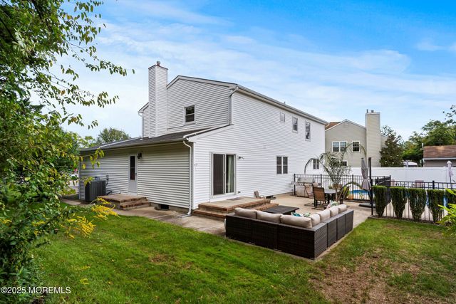 1020 Gregory Terrace, Toms River, NJ 08753