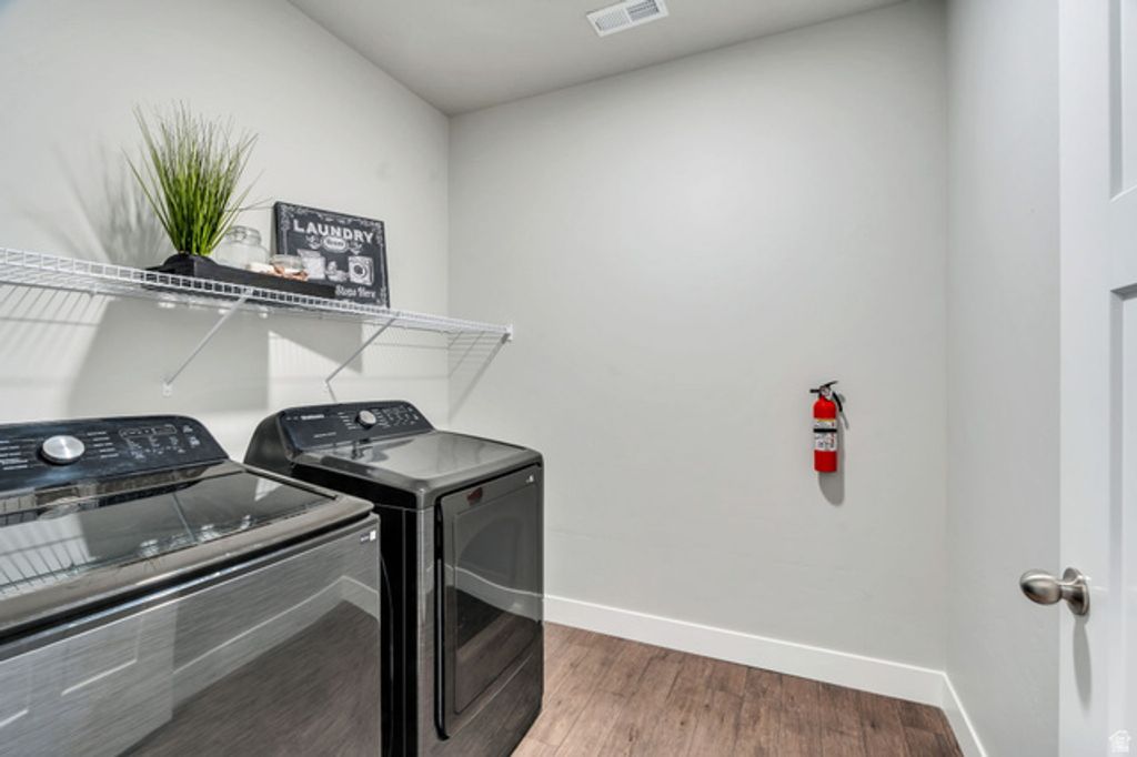 Image 9 of property listing at 1997 N 3410 W #201, Lehi, UT 84048
