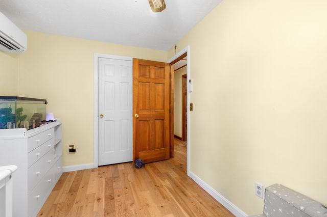 11 Lantern Ln, Plymouth, MA 02360
