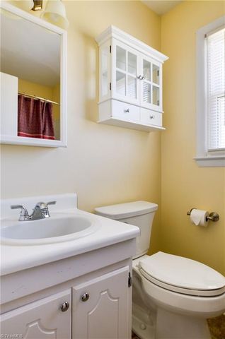 302 Mountainbrook Drive, King, NC 27021