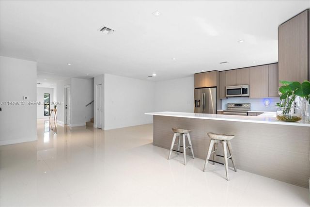 806 SW 29th St 806, Fort Lauderdale, FL 33315