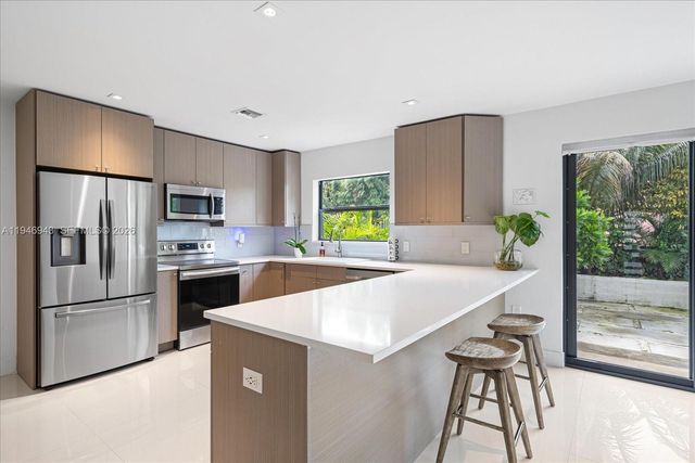 806 SW 29th St 806, Fort Lauderdale, FL 33315