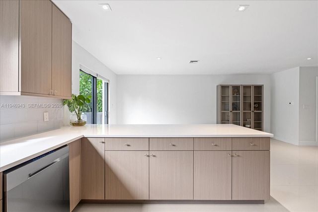 806 SW 29th St 806, Fort Lauderdale, FL 33315