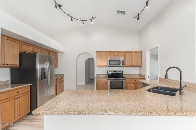 10185 E Becker Lane, Scottsdale, AZ 85260