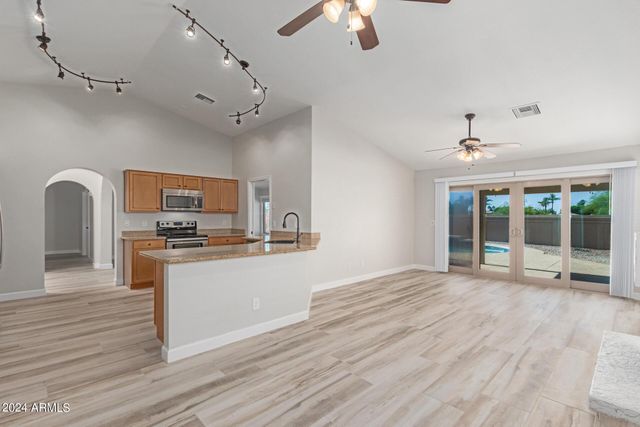 10185 E Becker Lane, Scottsdale, AZ 85260