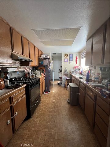 2421 S Reservoir, Pomona, CA 91766