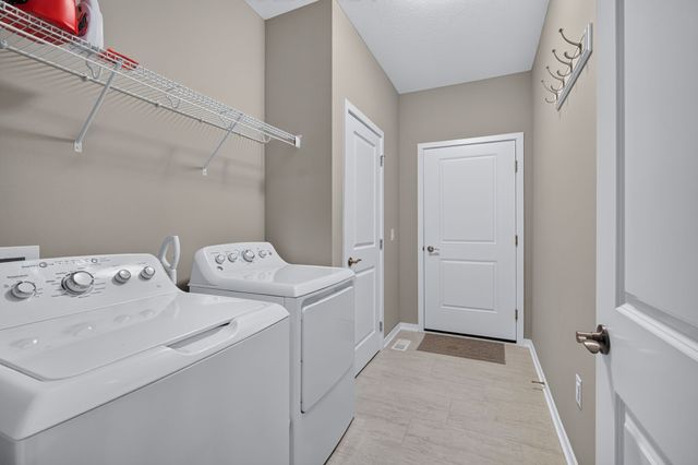 1110 S Atticus Street, West Des Moines, IA 50266