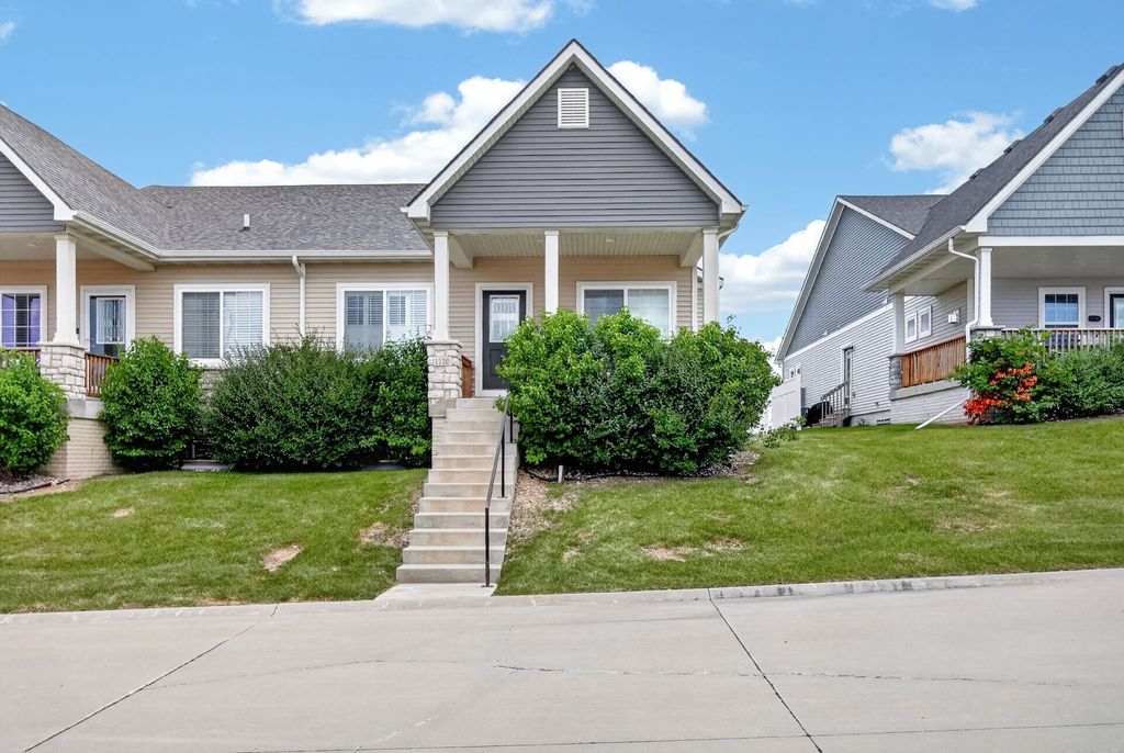1110 S Atticus Street, West Des Moines, IA 50266