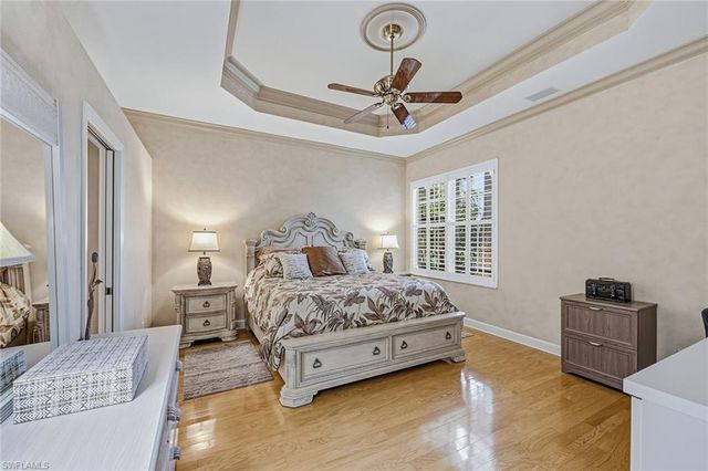 2325 Island Cove CIR, Naples, FL 34109