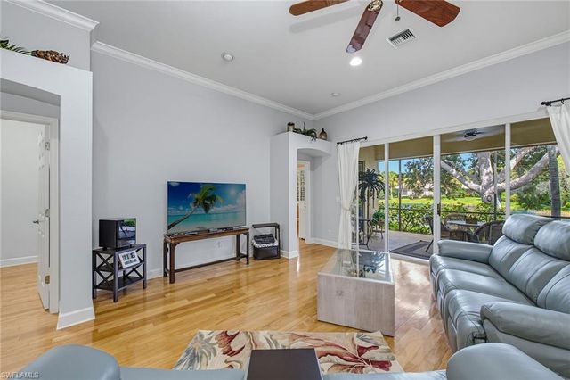 2325 Island Cove CIR, Naples, FL 34109