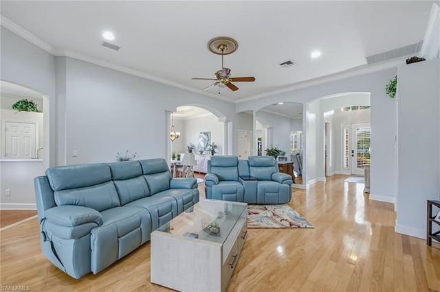 2325 Island Cove CIR, Naples, FL 34109